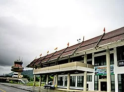 ท่าอากาศยานระนอง